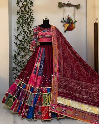 Marron Mirror Navratri Lehenga Choli With Dupatta 2