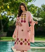 Peach Floral Embroidered Straight Kurta Set – Elegant Women’s Ethnic Wear Collection