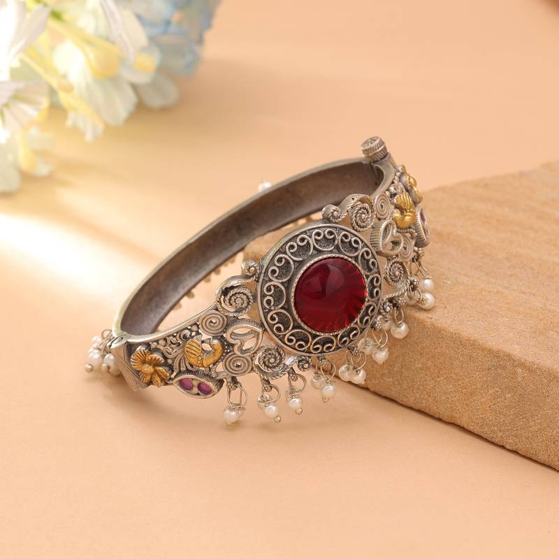 Maroon color two tone oxidised openable bracelet