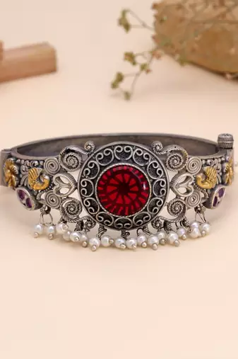 Maroon color two tone oxidised openable bracelet
