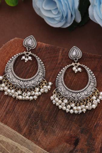 White color dual tone oxidised dangle earrings