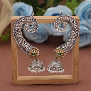 Green color dual tone oxidised earrings cuff 2