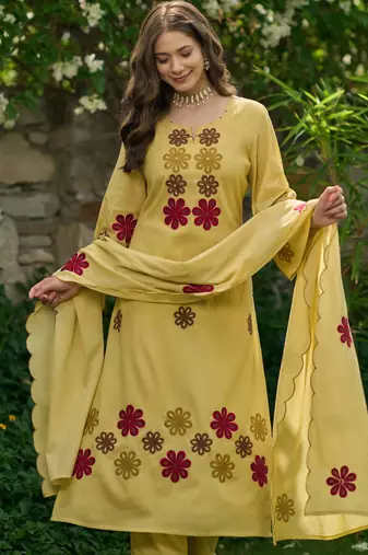 Mustard Yellow Floral Embroidered Pakistani Suit with Scalloped Dupatta – Premium Ethnic Wear