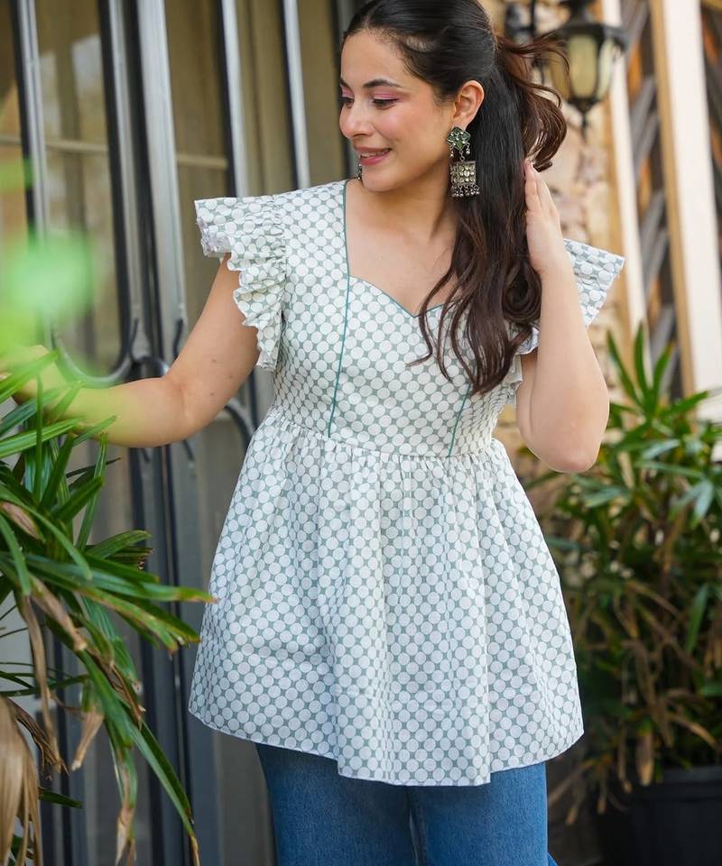 women's cotton blend floral printed flared top