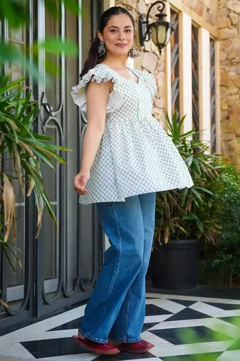 women's cotton blend floral printed flared top