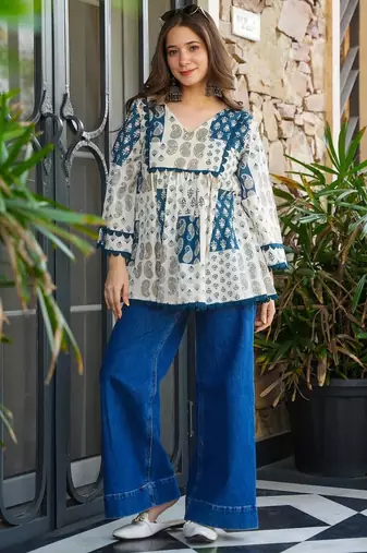 women's cotton blend floral printed flared top