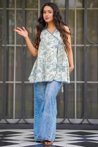 women's cotton blend floral printed flared top