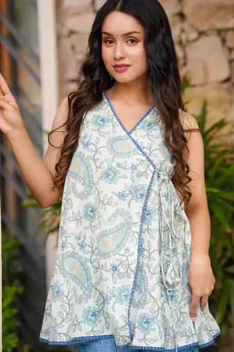 women's cotton blend floral printed flared top