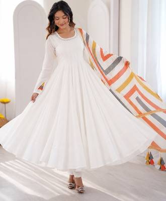 White flared anarkali kurta set with printed dupatta & pant 3