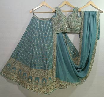 emerald green embroidered lehenga set with dupatta 6