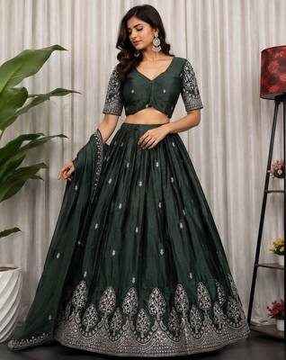 Emerald Silk Blend Semi Stitced Lehenga Choli with Thread & Sequence Work 3