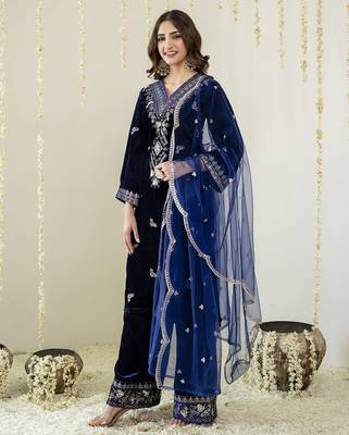 Navyblue velevt embroidery sequence work kurta pant dupatta set 4