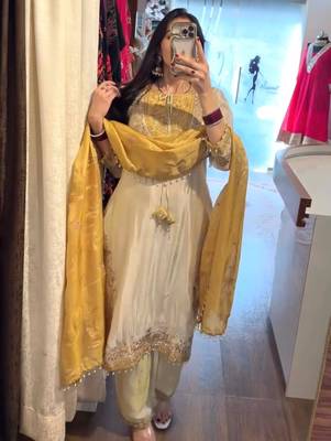 Cream silk blend embroidered kurta set 2