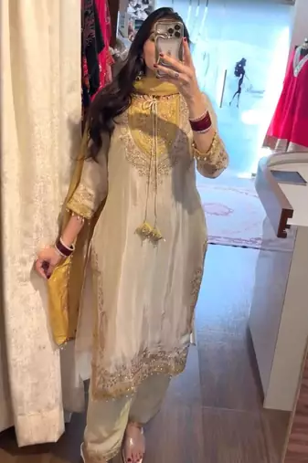 Cream silk blend embroidered kurta set