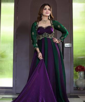 Purple silk blend embroidered anarkali set 3