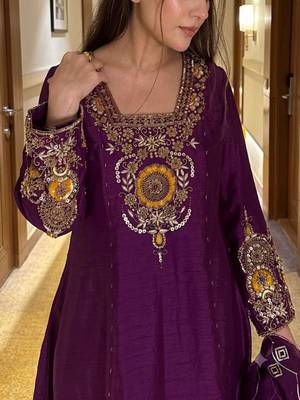 Purple crepe embroidered kurta set 2