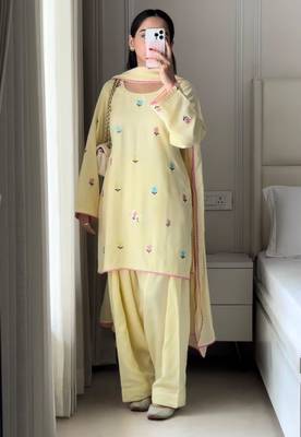 Light-yellow faux georgette embroidered farshi salwar set 4