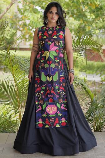 Fabulous Black Cotton Navratri Wear Lehenga With Thread Work Blouse