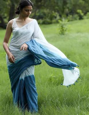 Blue linen abstract print printed saree 3