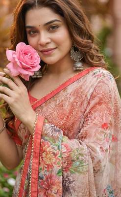 Peach georgette floral print printed saree 2