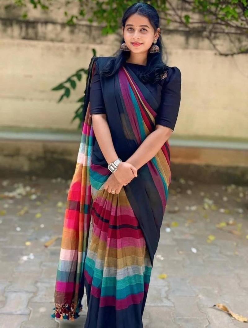Multicolor linen stripes print printed saree