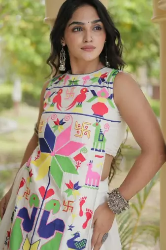 White Cotton Readymade Navratri Lehenga Choli with Embroidery & Thread Work
