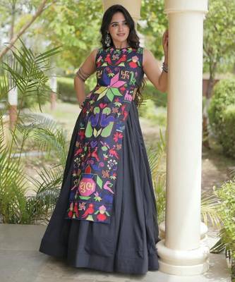 Black Cotton Readymade Navratri Lehenga Choli with Embroidery & Thread Work 3