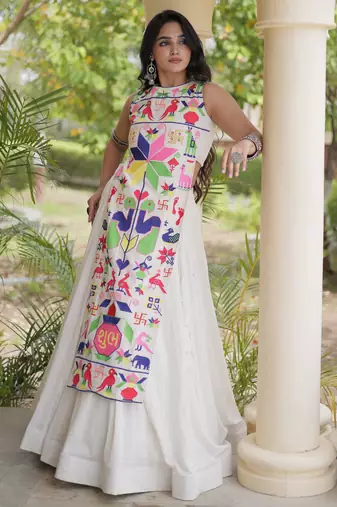 Magnetic White Cotton Navratri Wear Lehenga With Embroidered Blouse