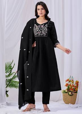 Black pure cotton floral embroidered kurta trouser dupatta set 1