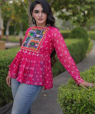 Pink georgette readymade navratri top with bandhani & patch work 2