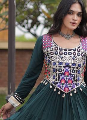 Green cotton readymade anarkali suit with gota patti & lace work 3
