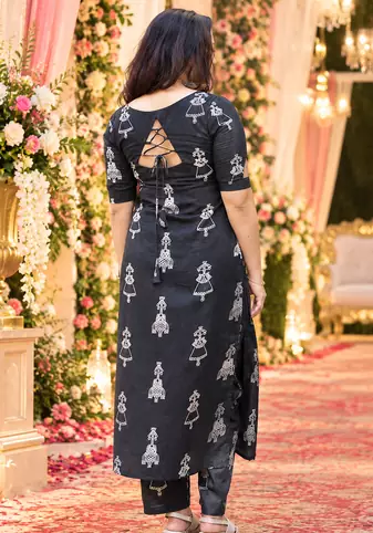 BLACK PRINTED WORK FABRIC COTTON BLEND KURTI PANT SET 