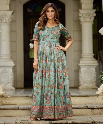 Women floral printed fit & flare ethnic gown with v-neck 3