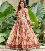 Womens peach floral printed fit & flare ethnic gown