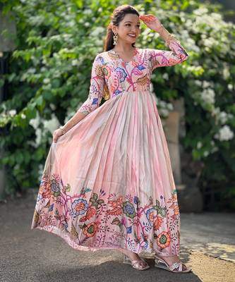 Baby pink floral print flared ethnic gown with scallop detail for women 3