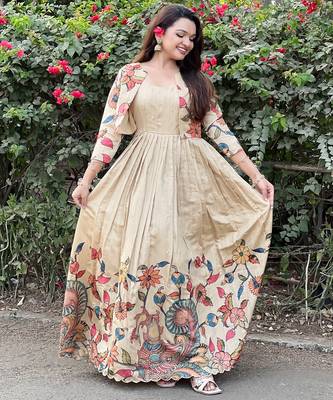 Women embellished ethnic gown with layered jacket 2