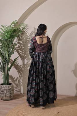 silk blend kalamkari fit & flared with  long length ethnic gown 4