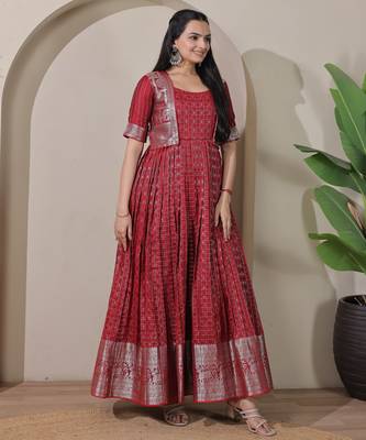 Pink zari weaving ethnic fit and flare weaving gown for women 1