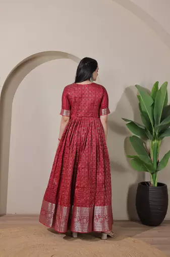 Pink zari weaving ethnic fit and flare weaving gown for women