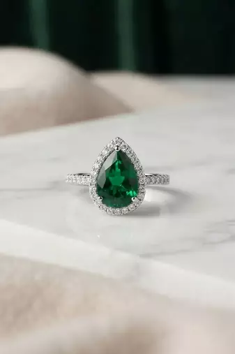 Green color american diamond ring elegant sparkling style