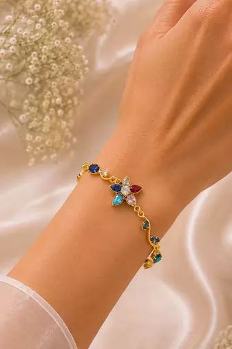 Multi color tulip bracelet featuring elegant fashion jewelry style