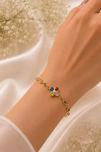 Multi color tulip bracelet with beautiful designer fashion appeal