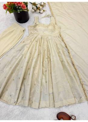 Off white embroidery silk blend  full stitched anarkali suit 4