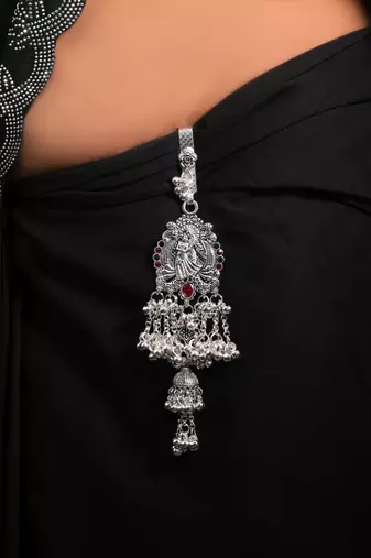 Red & green color oxidised kamar juda with elegant traditional ethnic design