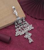 Red & green color oxidised kamar juda with stylish festive jewellery appeal