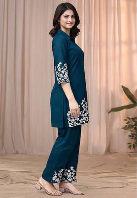 Teal blue color embroidered cotton slub cord set 3