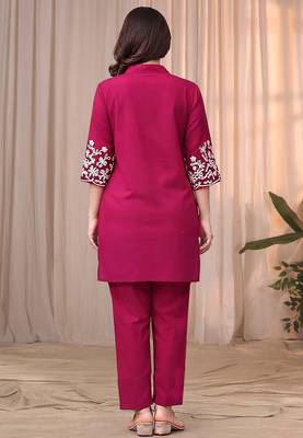 Rani pink color embroidered cotton slub cord set 2