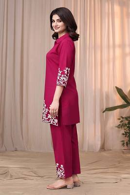 Rani pink color embroidered cotton slub cord set 4