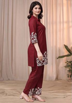 Maroon color embroidered cotton slub cord set 3