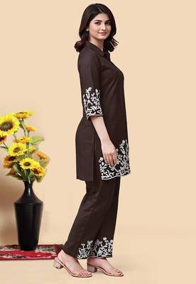 Brown color embroidered cotton slub cord set 3